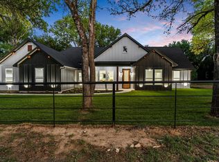 1767 J E Woody Rd, Springtown, TX 76082