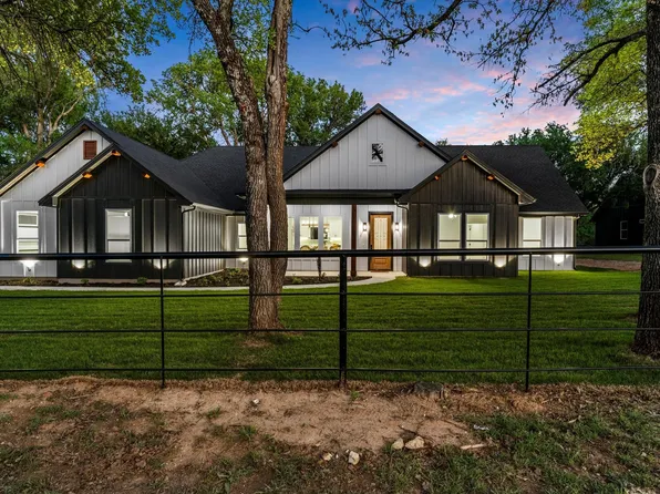 1767 J E Woody Rd, Springtown, TX 76082