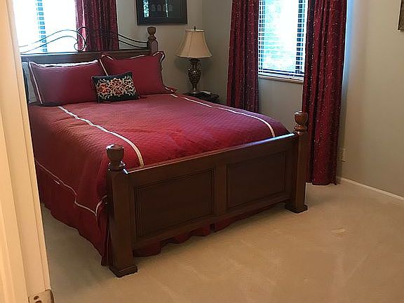 upstairs bedroom #2