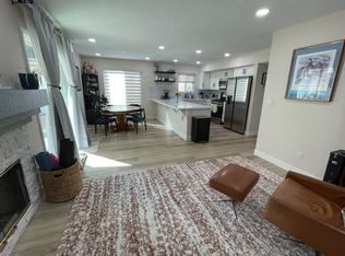 9401 Valencia Canyon Dr, Las Vegas, NV 89117