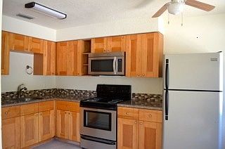 2nd image of 1005 Michigan Dr E