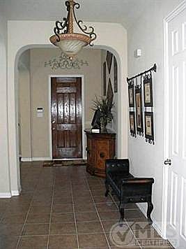 3rd image of 5728 English Oak Dr
