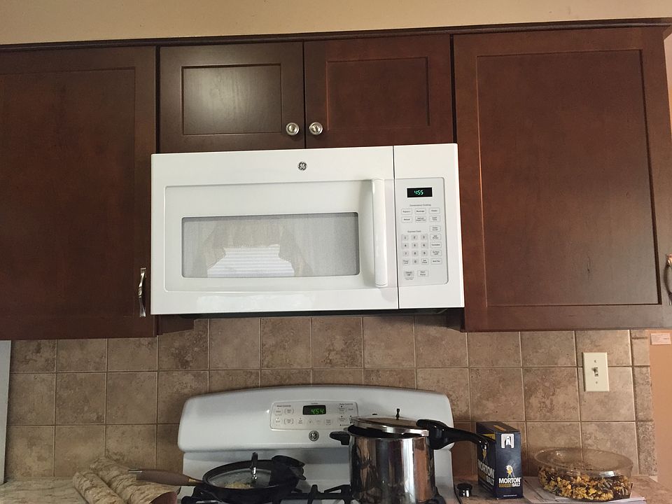 2nd image of 7001 NW 80th St