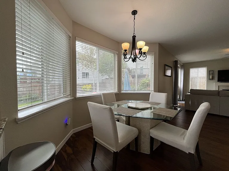 14199 SW Tewkesbury Dr — Photo 17
