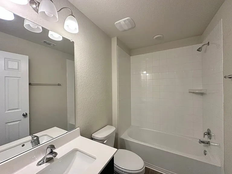 300 Danielle Dr — Photo 29