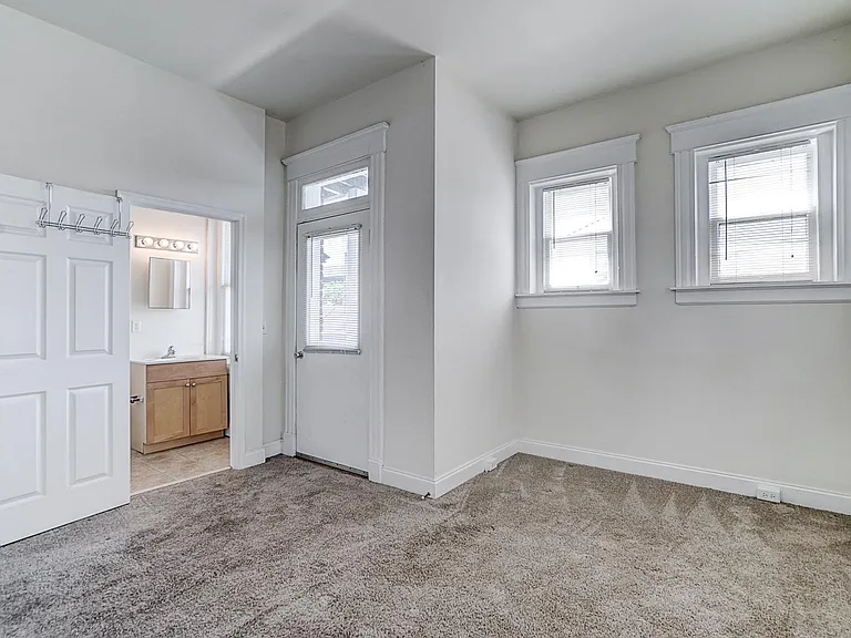 801 N Davis Ave #2A — Photo 6
