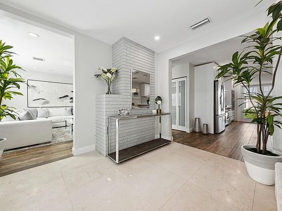 3rd image of 120 NE 7th Avenue