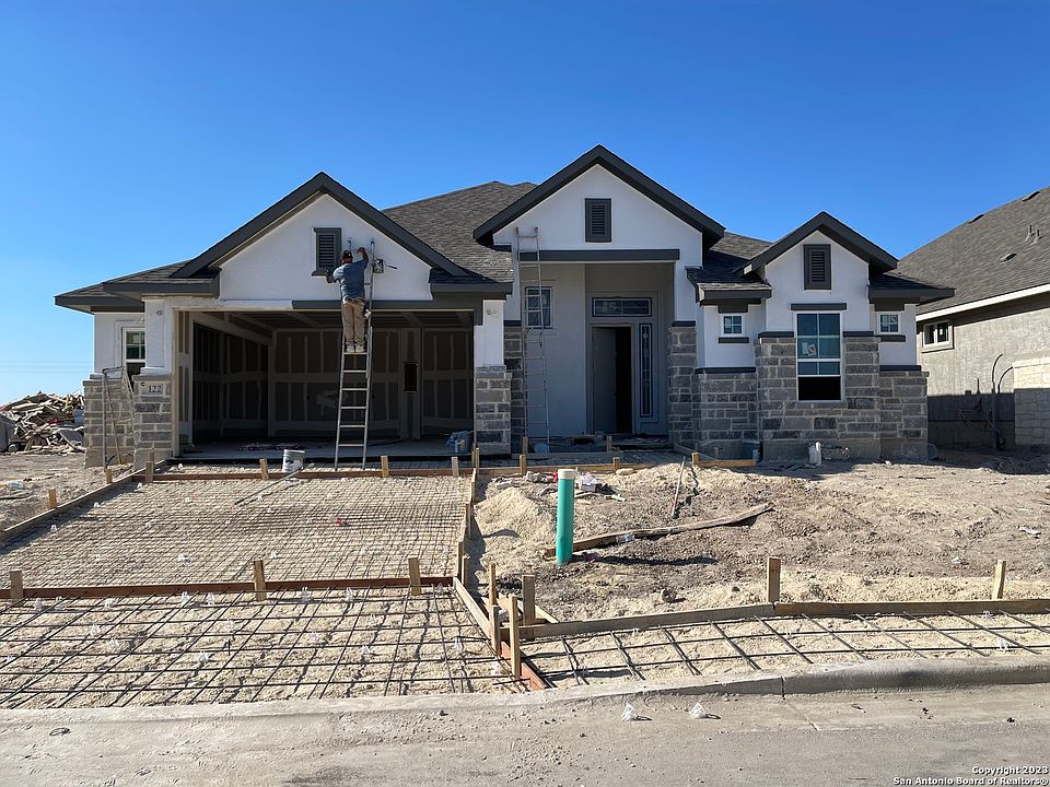 1st image of 122 Canyon Live Oak