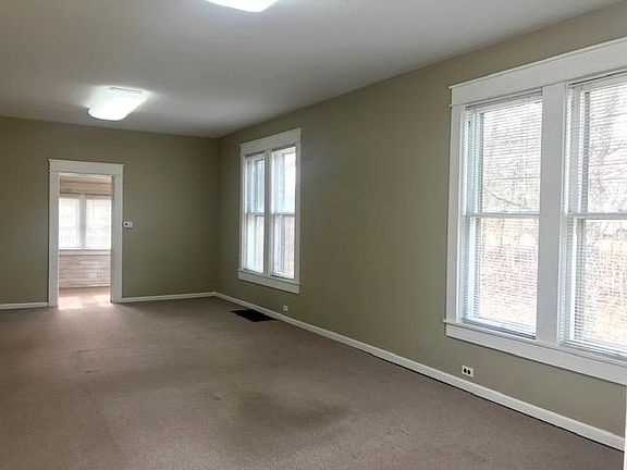4th image of 4712 E State Road 46