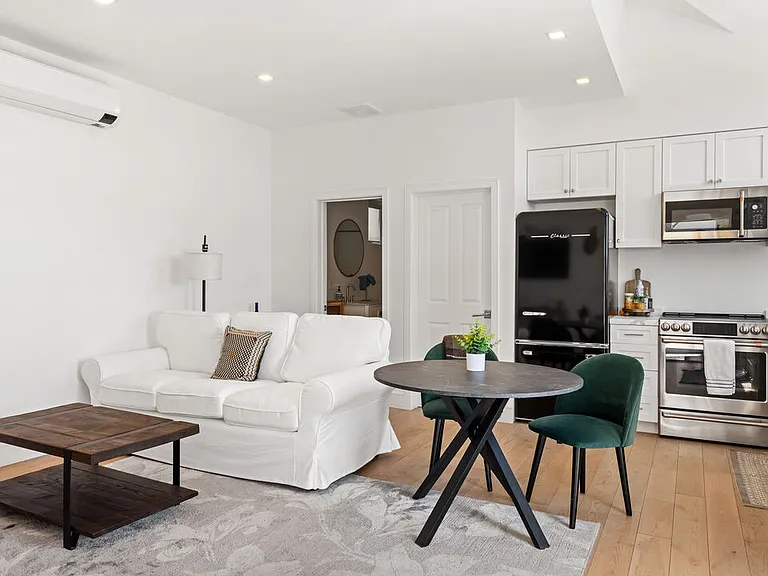 25157 Malibu Rd — Photo 30