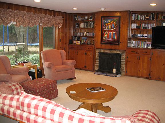 Den/Family Room