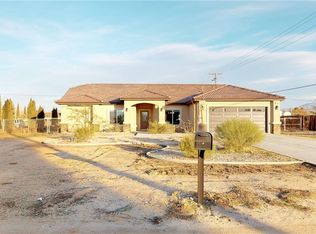 11109 Neola Rd, Apple Valley, CA 92308