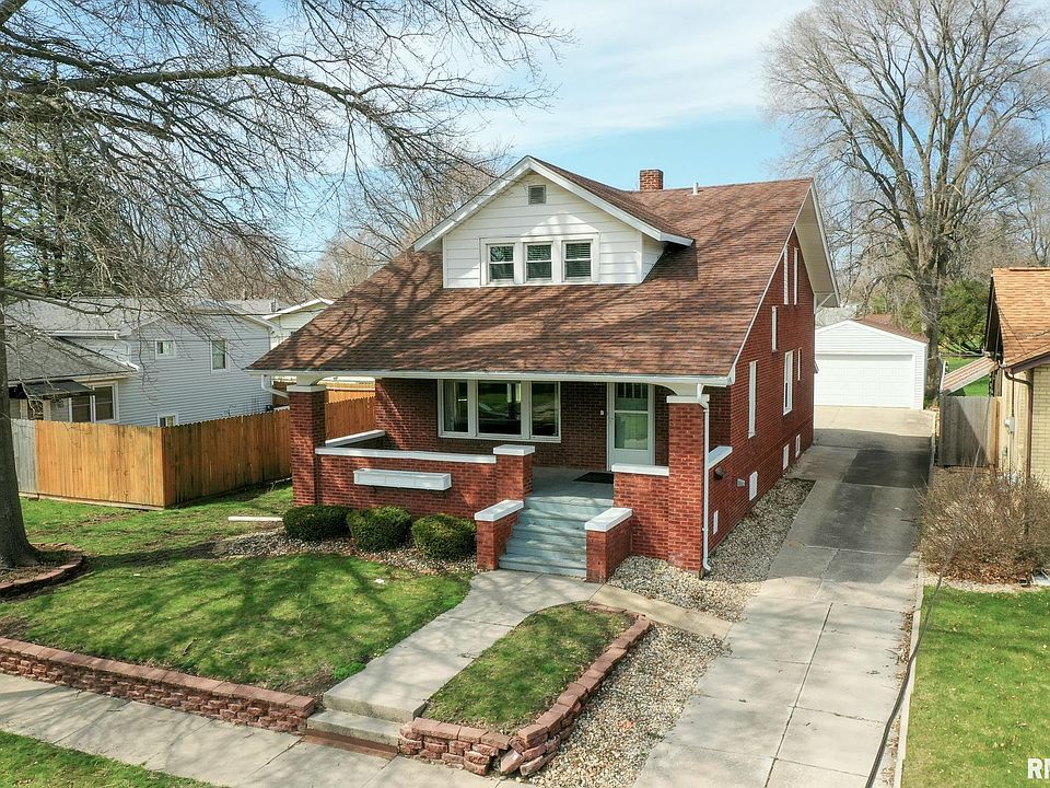 835 E Losey St, Galesburg, IL 61401 Zillow