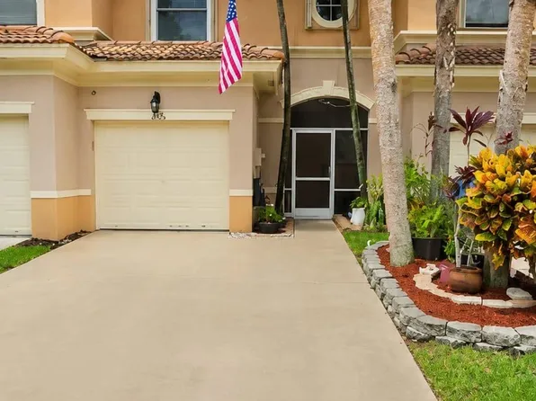 276 River Bluff Lane, Royal Palm Beach, FL 33411