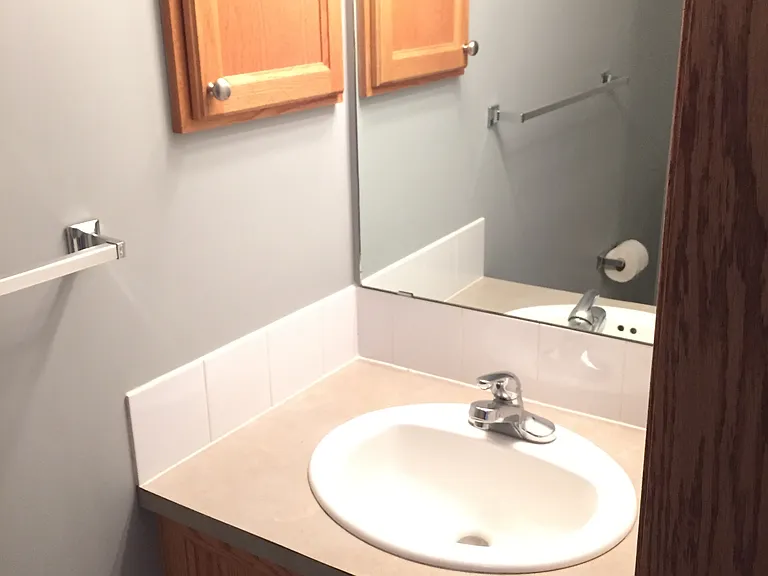 233 Kendrew Dr — Photo 7
