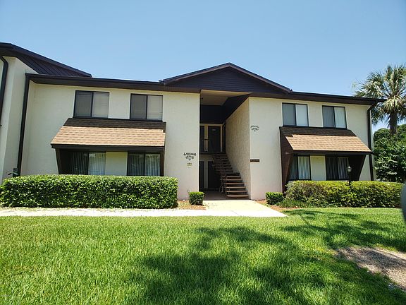 3rd image of 550A Fairways Dr