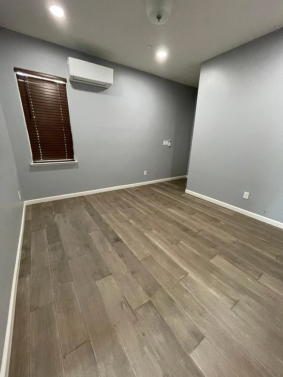 Building Photo - 707 N San Marcos Dr