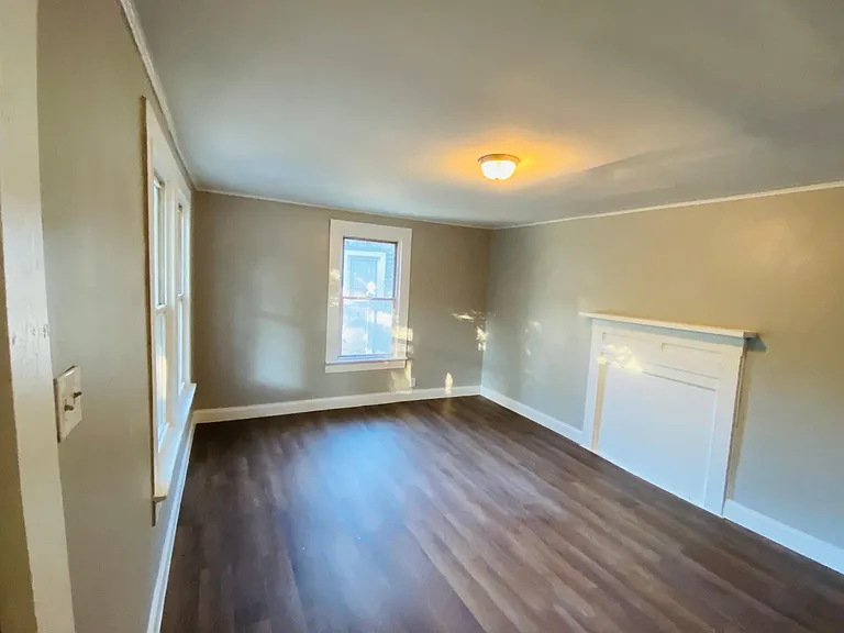 813 Arlington Ave — Photo 4