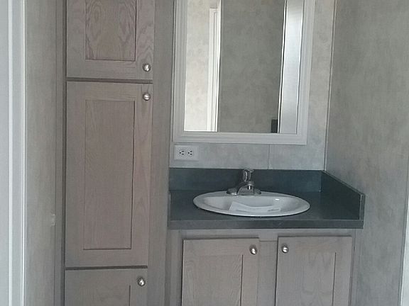 4th image of 1500 W Highland St Lot 0216