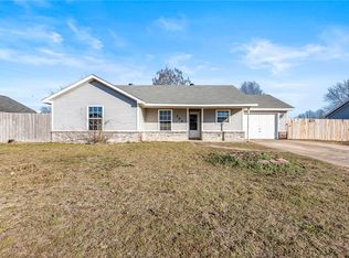 105 S Brandon St, Lowell, AR 72745