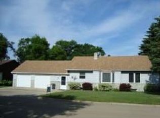 1312 Webster St, Lisbon, ND 58054