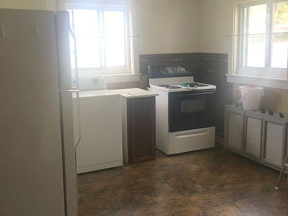 4th image of 441 Hill St #443