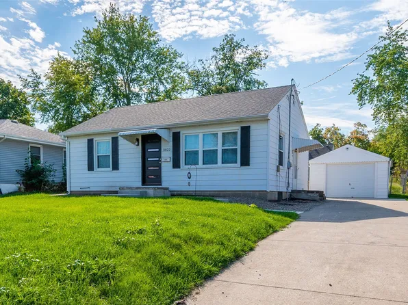 3822 66th St, Urbandale, IA 50322
