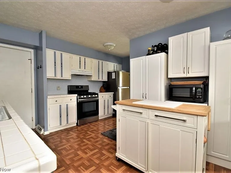 6718 Som Center Rd — Photo 8