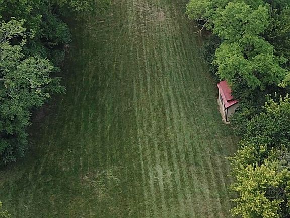 5th image of 2908 River Rd