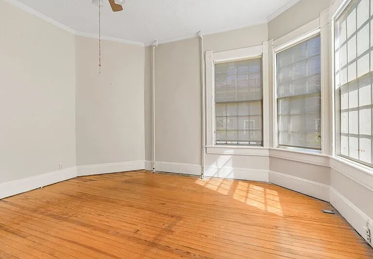 1122 Caroline St #1 — Photo 7