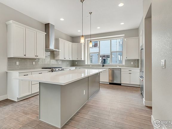 4th image of 2271 Buttercup Ct