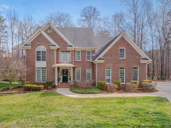 8015 Papaya Dr, Raleigh, NC 27613