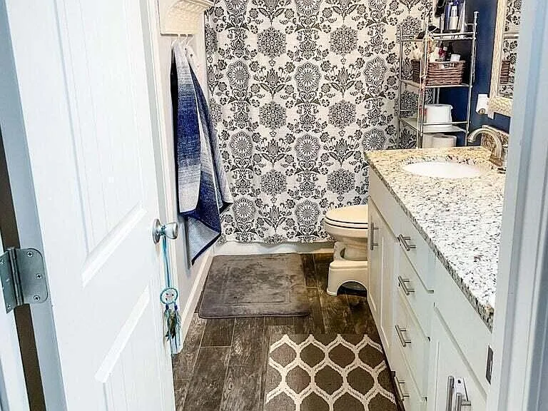 2417 Causeway Manor Ct — Photo 14