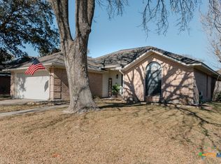 204 Spur Dr, Victoria, TX 77904