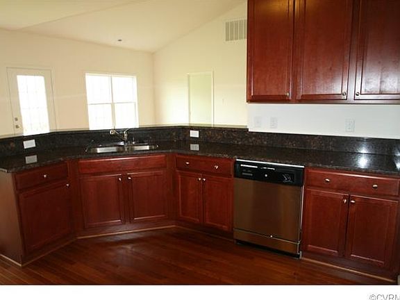 3rd image of 13901 Parsons Bay Dr