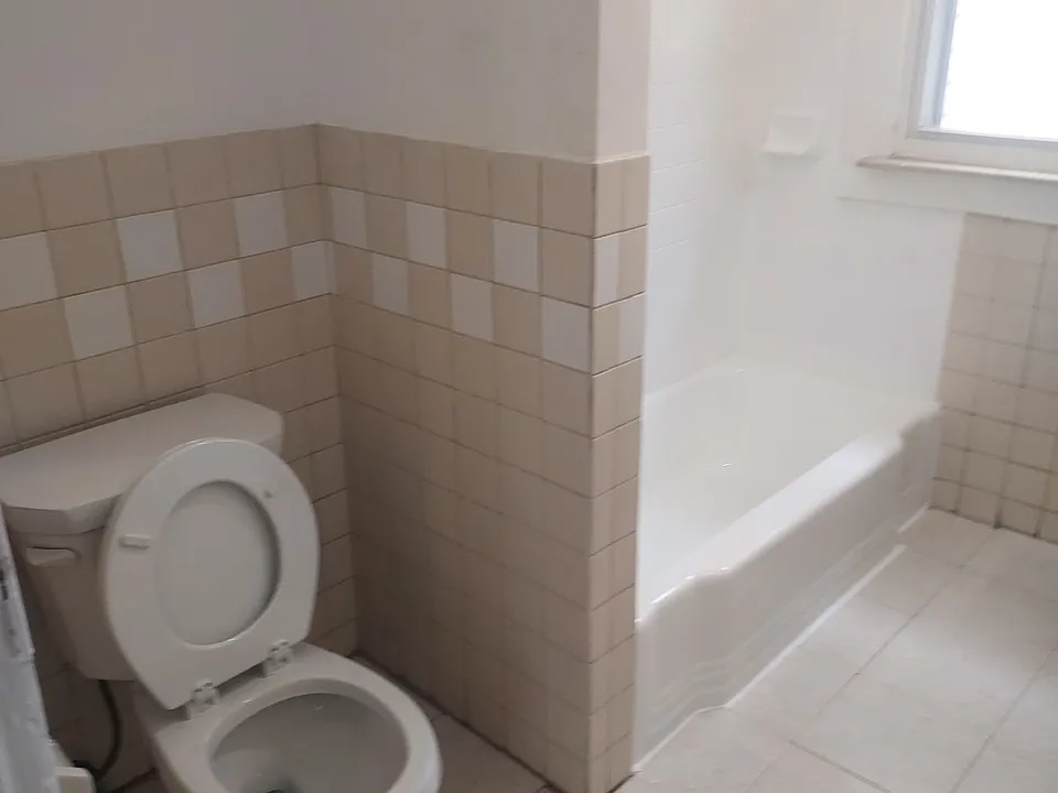 bathroom 2nd flr