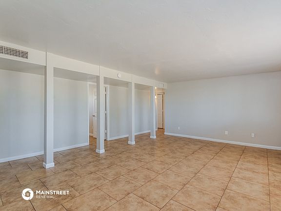 3rd image of 5732 S Bryant Stra