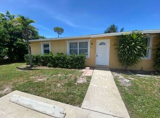 4660 Mulberry Rd, Lake Worth, FL 33461
