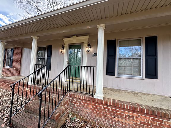 2nd image of 10802 Rollingwood Dr