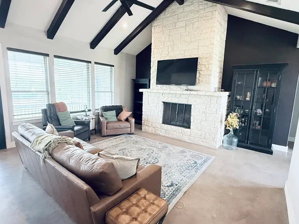 4947 Fm 2200 S, Dhanis, TX 78850