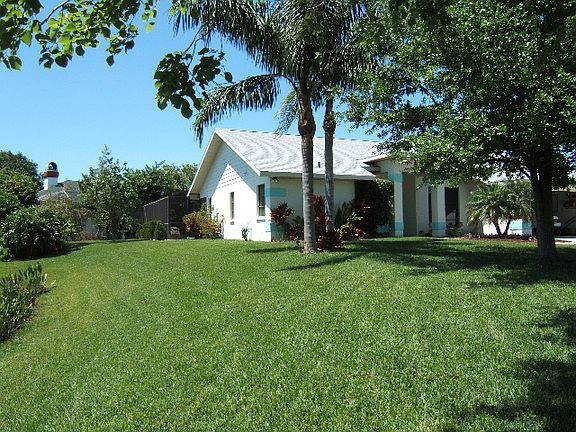 Lot is 1/3 of an acre