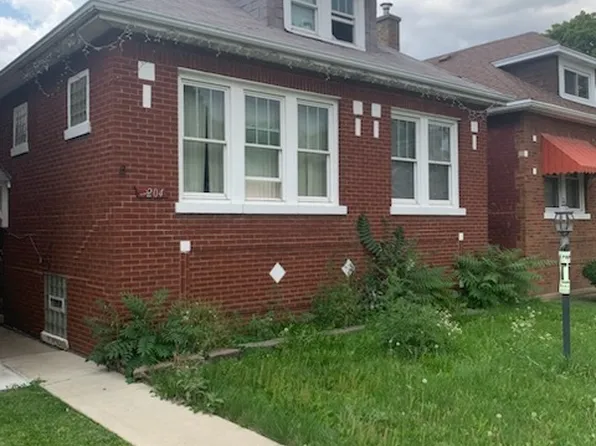 7204 S Rockwell St, Chicago, IL 60629