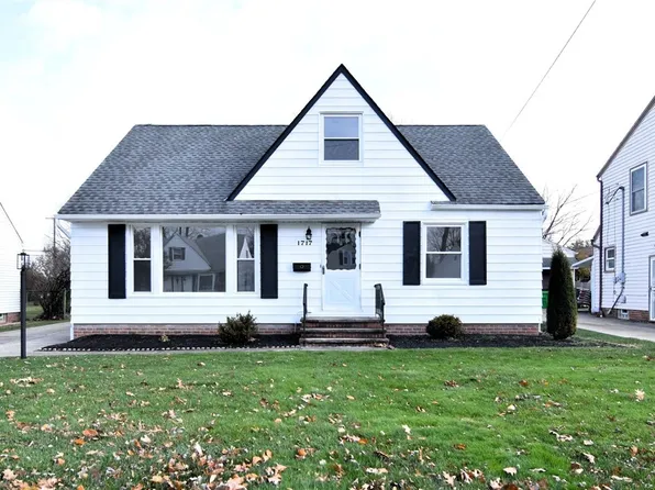 1717 Mayfair Blvd, Mayfield Heights, OH 44124