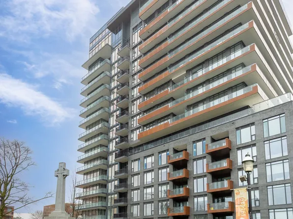 21 Park St E, Mississauga, ON