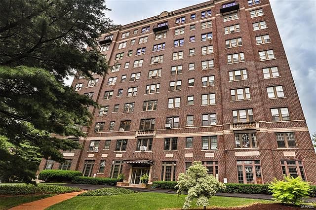 1st image of 3438 Russell Blvd APT 904