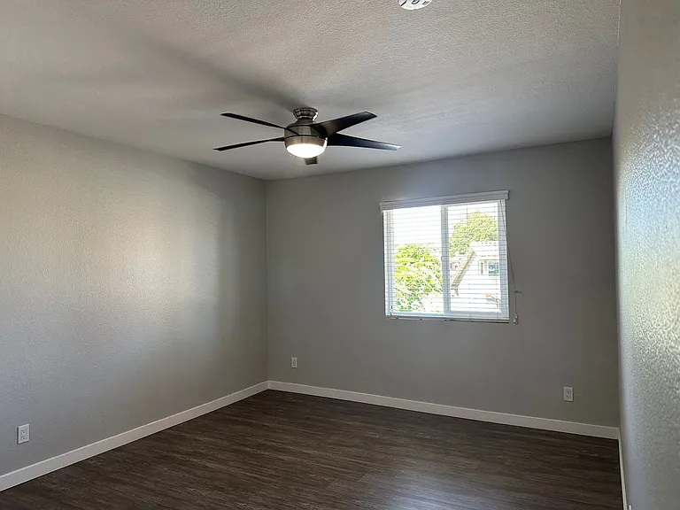 Corona Pointe Resort — Photo 159