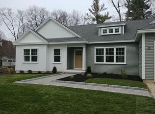 9 Hampshire Road, North Hampton, NH 03862