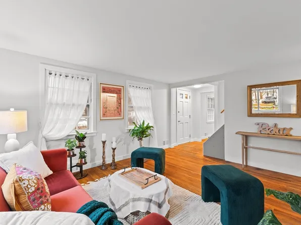 94 Moreland Rd, Weymouth, MA 02191