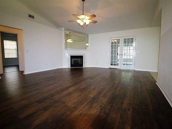 2nd image of 9142 Daytona Dr