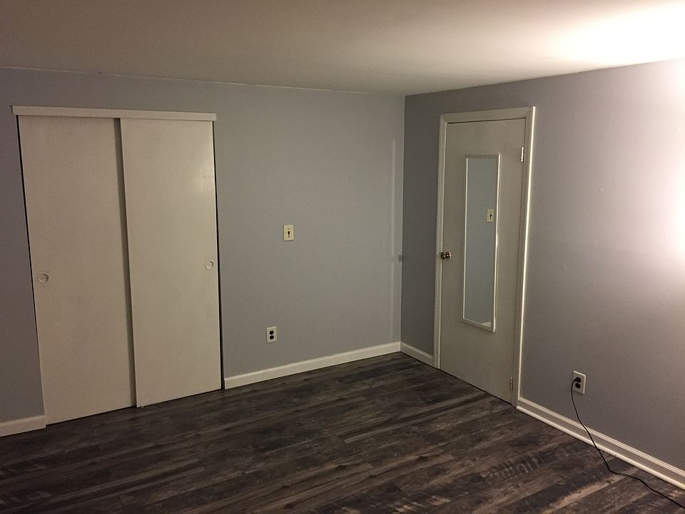 2nd image of 6 Damon Ln